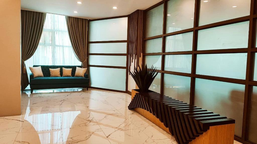 Hotel John Бохол Экстерьер фото